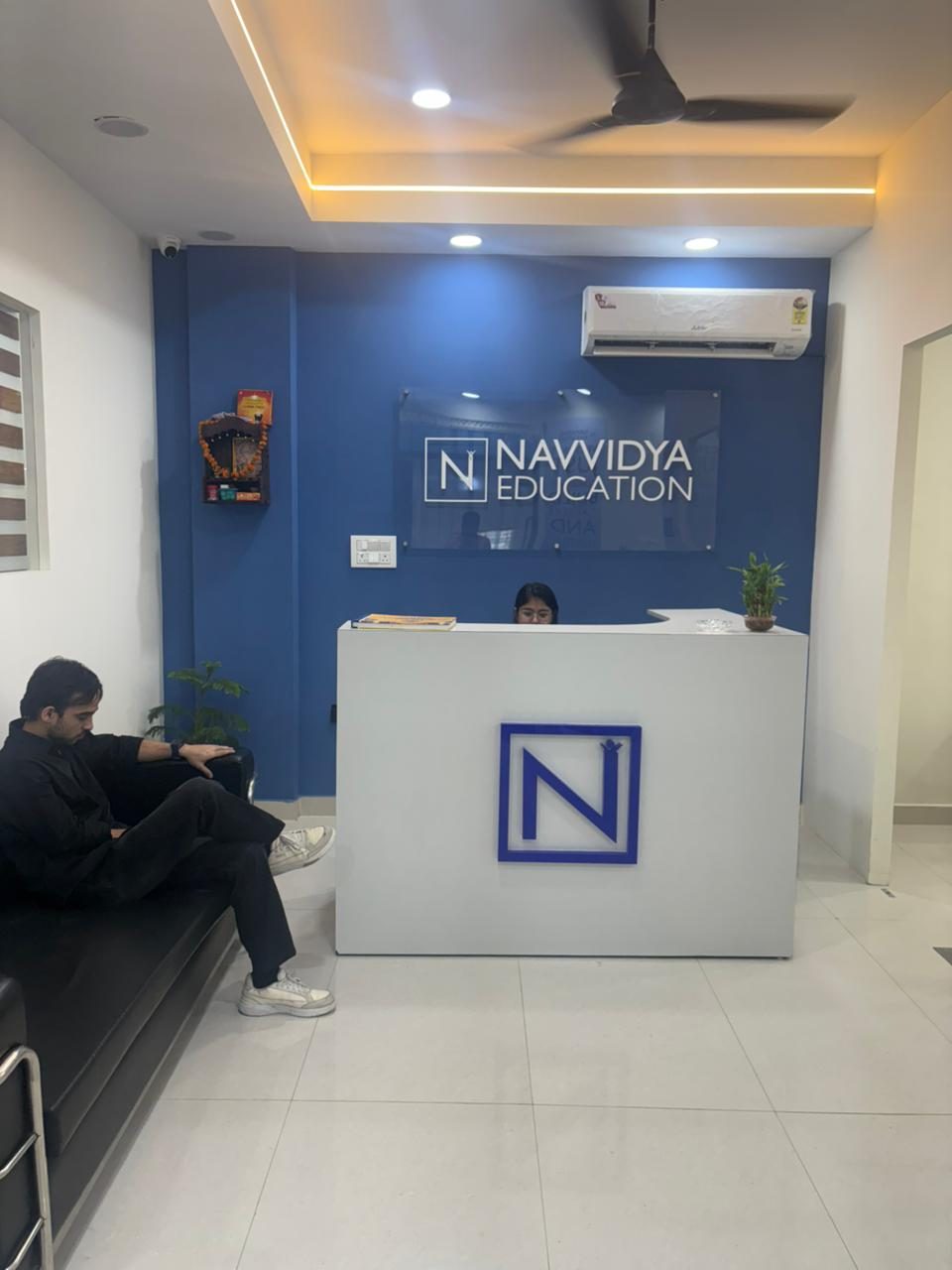 Reception and front desk at Navvidya Education