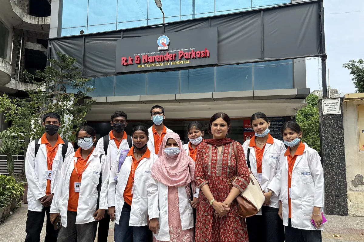 Navvidya students outside R.K and Narender Parkash Multispeciality Hospital, Delhi